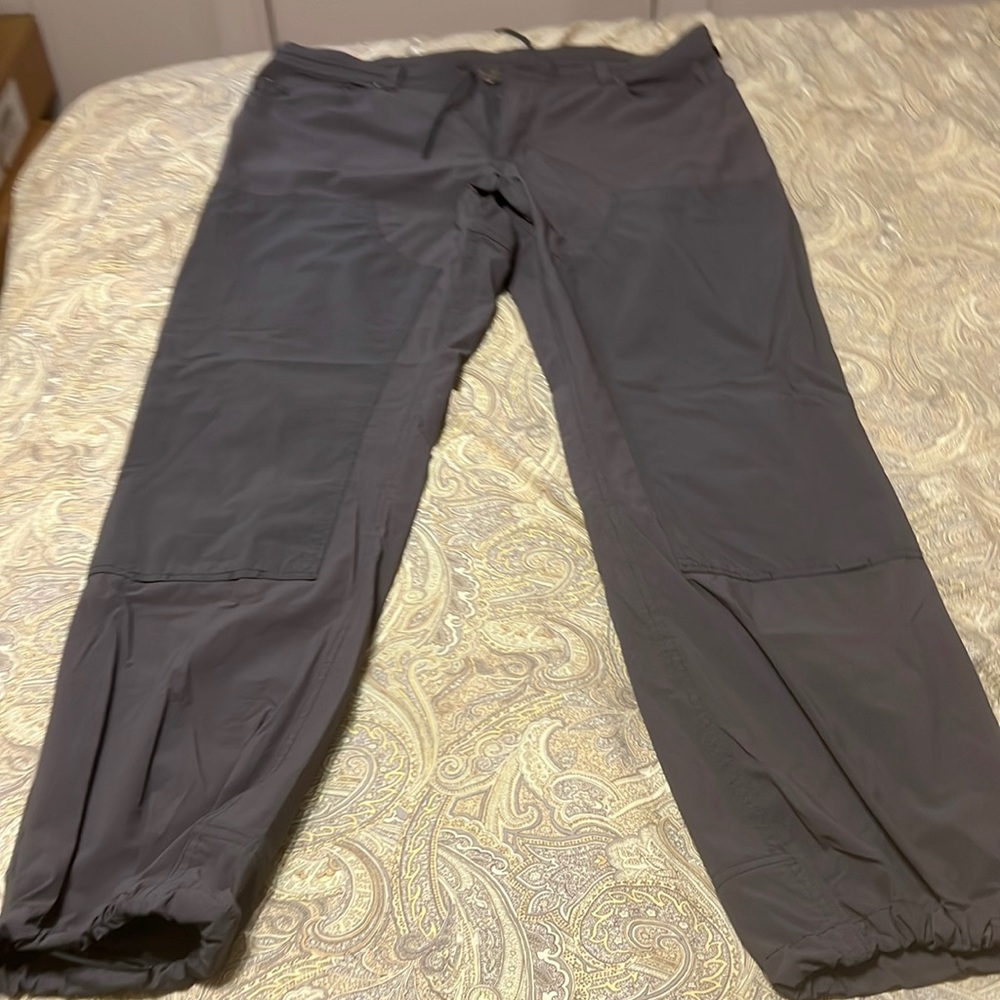 COPY - Men’s 38x32 Howler Brothers Tech pants